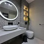 Seahouse By Jelena *