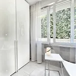 Seahouse By Jelena *