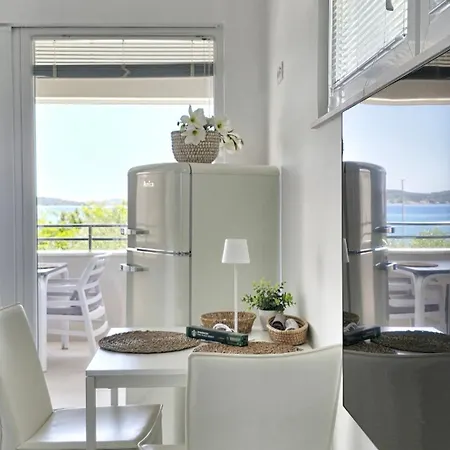 Seahouse By Jelena